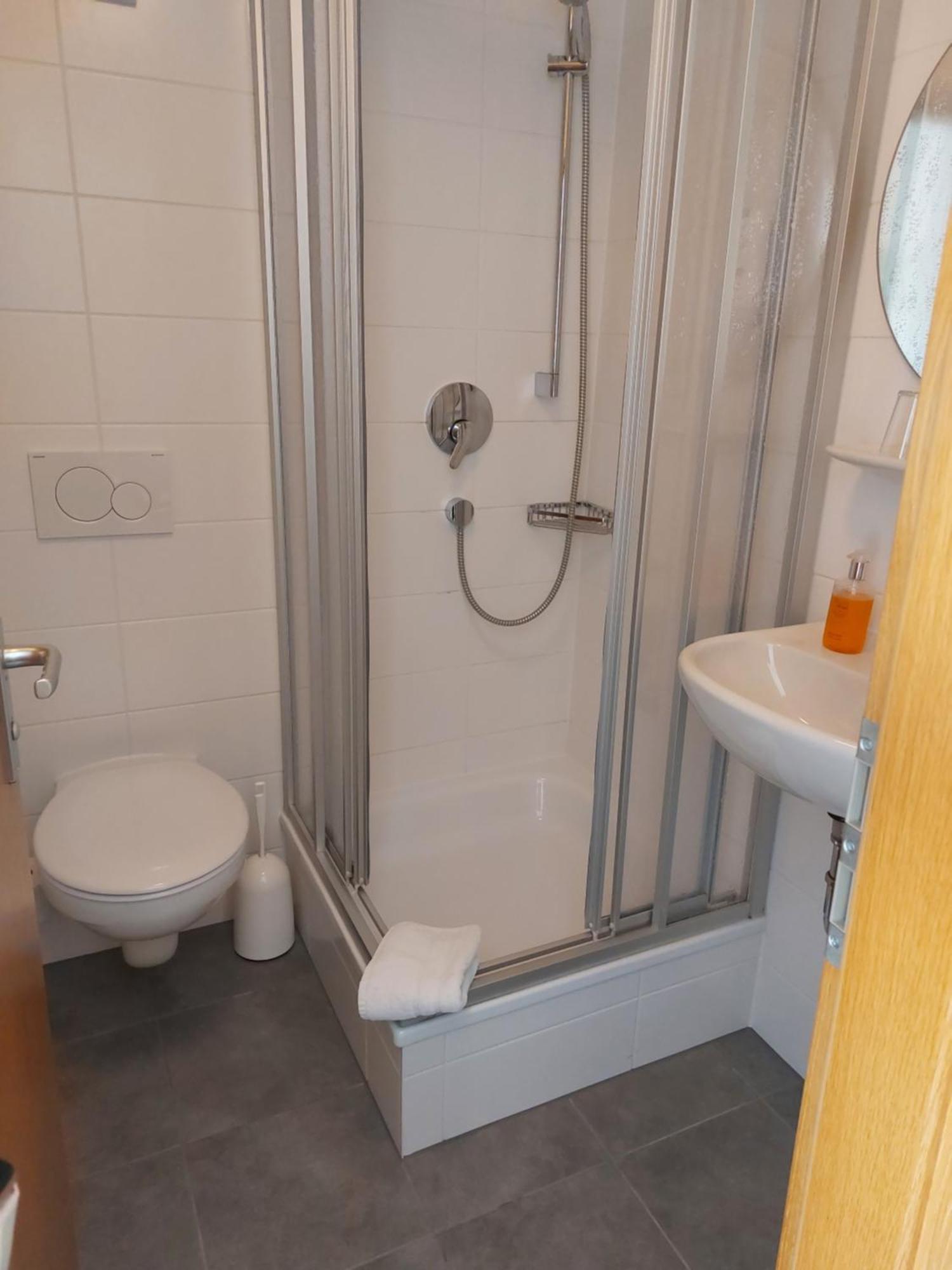 Hotel Zimmermann Filderstadt Ngoại thất bức ảnh