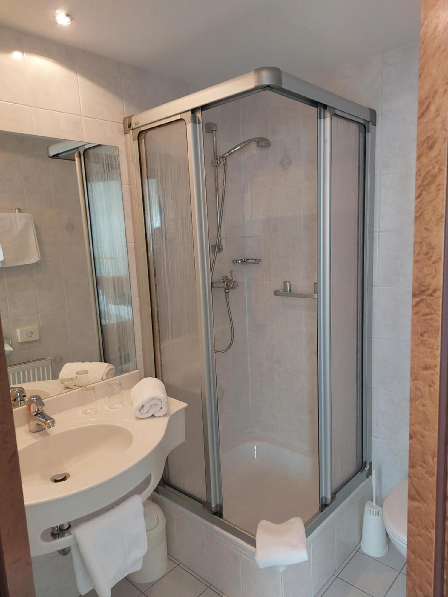 Hotel Zimmermann Filderstadt Ngoại thất bức ảnh