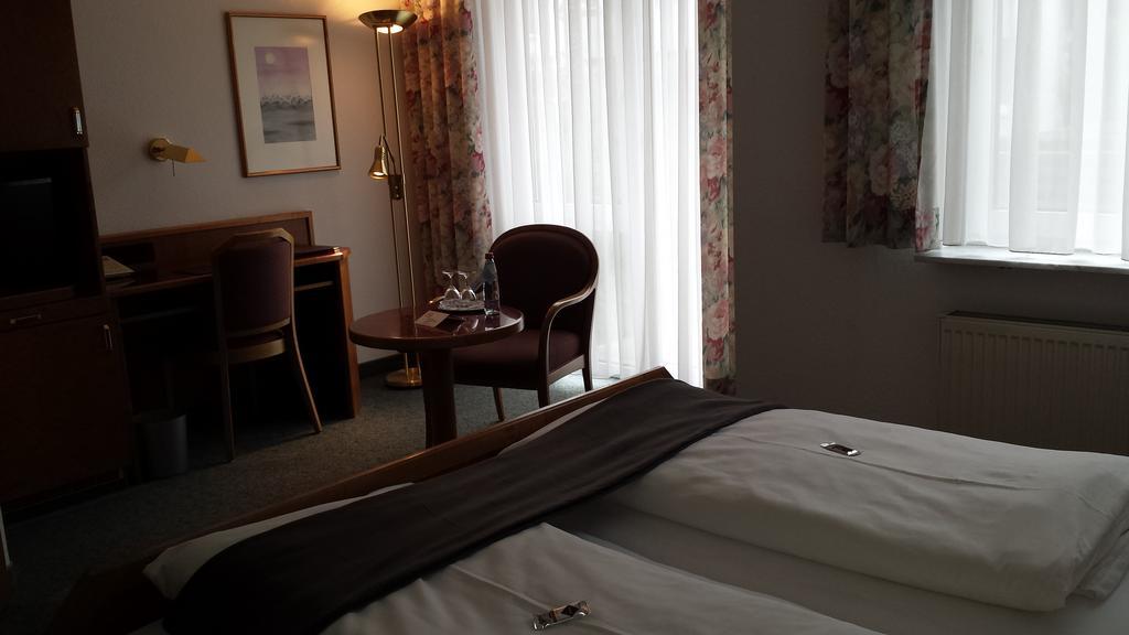 Hotel Zimmermann Filderstadt Ngoại thất bức ảnh