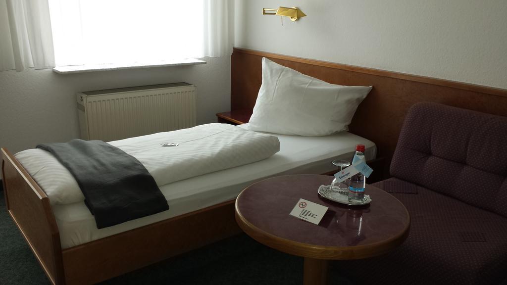 Hotel Zimmermann Filderstadt Ngoại thất bức ảnh