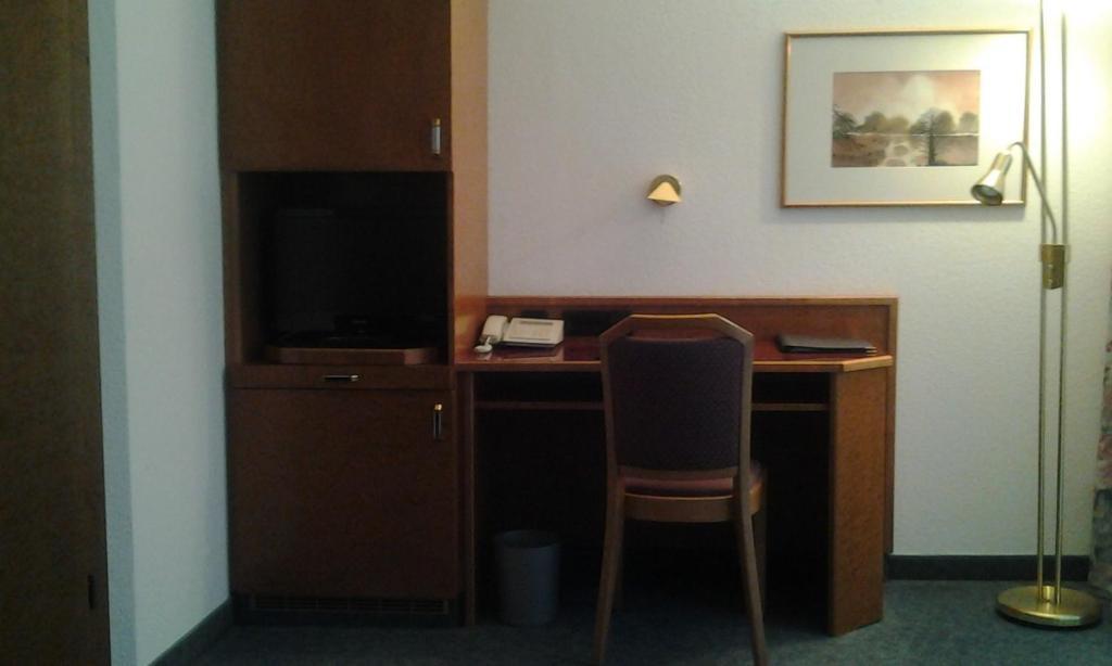 Hotel Zimmermann Filderstadt Ngoại thất bức ảnh